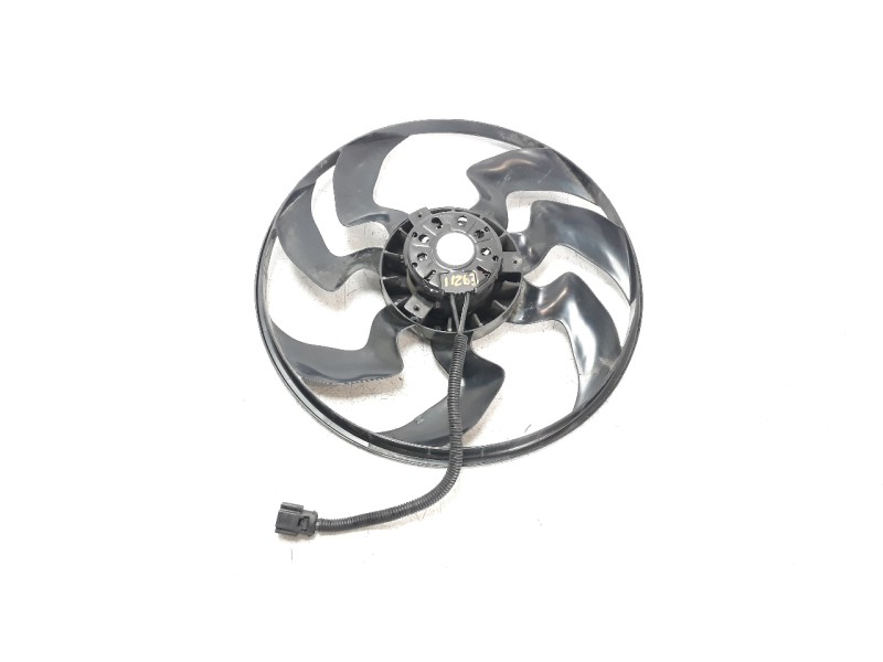 Recambio de electroventilador para hyundai kona referencia OEM IAM 3137230234  
