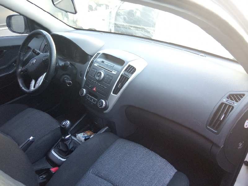 kia pro_cee´d del año 2011