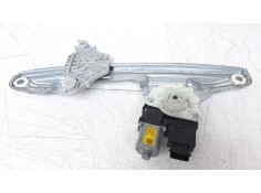 ELEVALUNAS DELANTERO DERECHO 82404J9000 