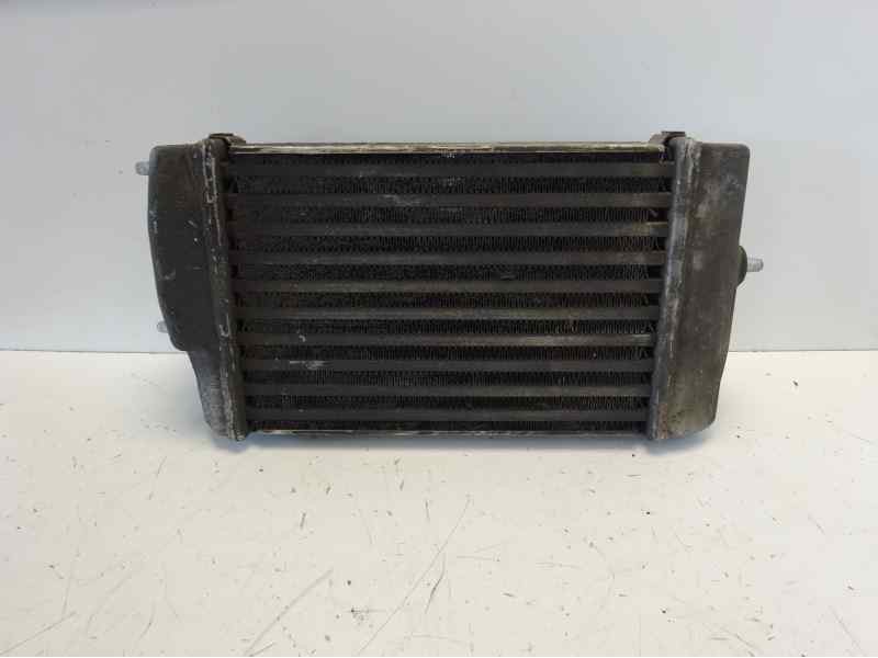 Recambio de intercooler para chrysler voyager (rg) 2.5 crd grand voyager limited referencia OEM IAM IA1072868503A  