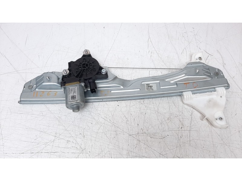 Recambio de elevalunas trasero derecho para hyundai kona referencia OEM IAM 83404J9000  