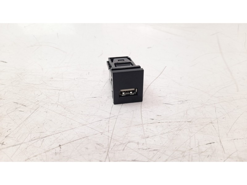 Recambio de modulo electronico para toyota corolla (e21) referencia OEM IAM 855322201  