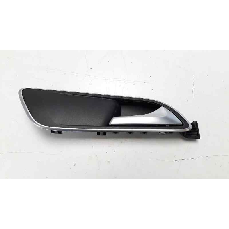 Recambio de maneta interior delantera derecha para mercedes-benz clase cla (w117) cla 180 (117.342) referencia OEM IAM A24672012