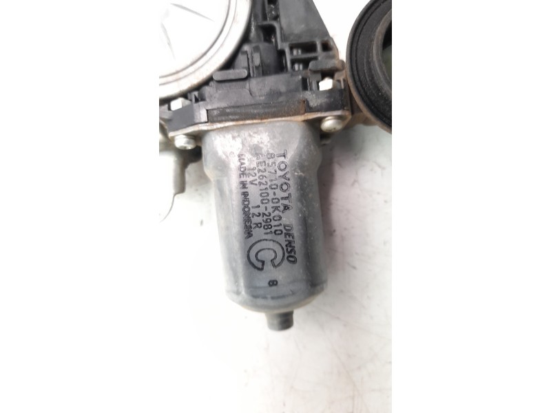 Recambio de elevalunas delantero derecho para toyota hilux (kun) 3.0 turbodiesel referencia OEM IAM 857100K010  