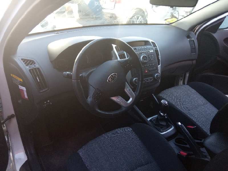 kia pro_cee´d del año 2011