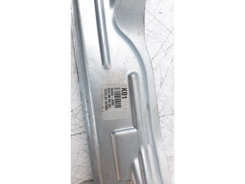 Recambio de elevalunas trasero derecho para hyundai kona referencia OEM IAM 83404J9000  