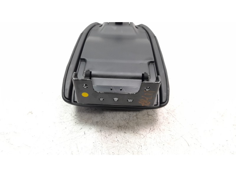 Recambio de apoyabrazos central para nissan pulsar (c13) acenta referencia OEM IAM 969203ZL4A  