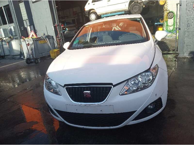 seat ibiza (6j5) del año 2008