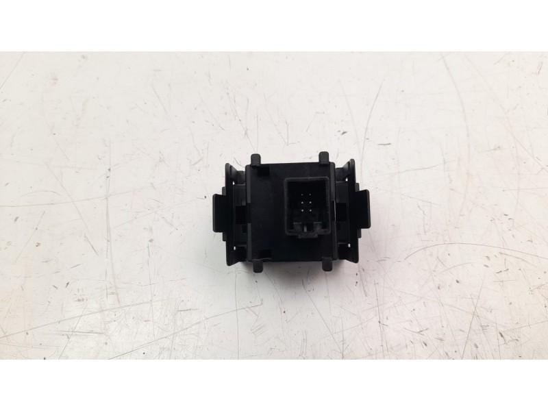 Recambio de interruptor para skoda fabia 1.0 tsi referencia OEM IAM 5E0941333A  