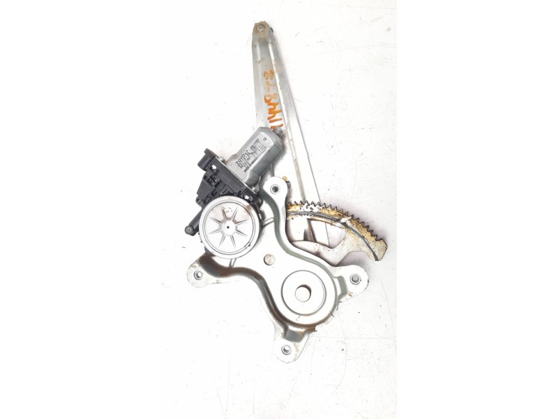 Recambio de elevalunas trasero izquierdo para toyota hilux (kun) 3.0 turbodiesel referencia OEM IAM 698400K041  