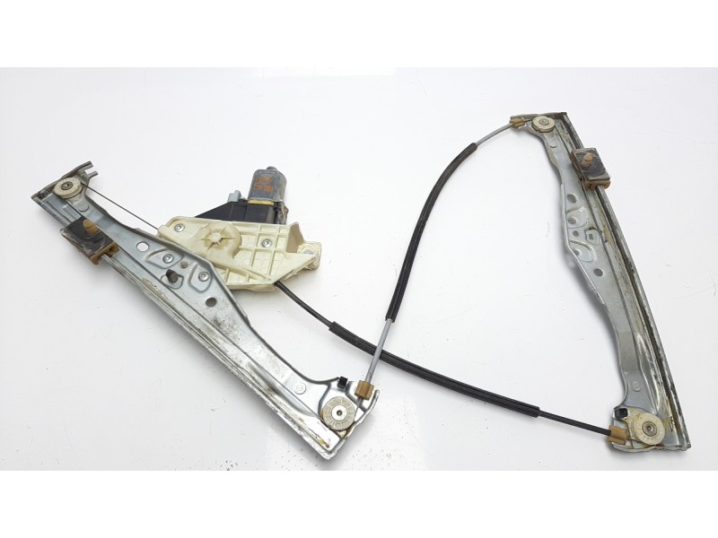 Recambio de elevalunas delantero derecho para citroen c4 cactus 1.6 e-hdi fap referencia OEM IAM 9810287480 106076001 