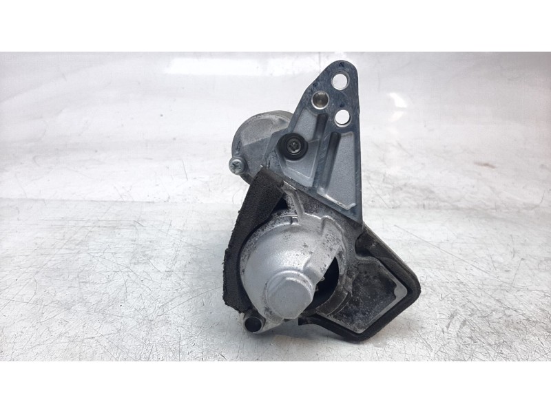 Recambio de motor arranque para nissan pulsar (c13) acenta referencia OEM IAM 233004979R ARF160353HQ SMOTD0372