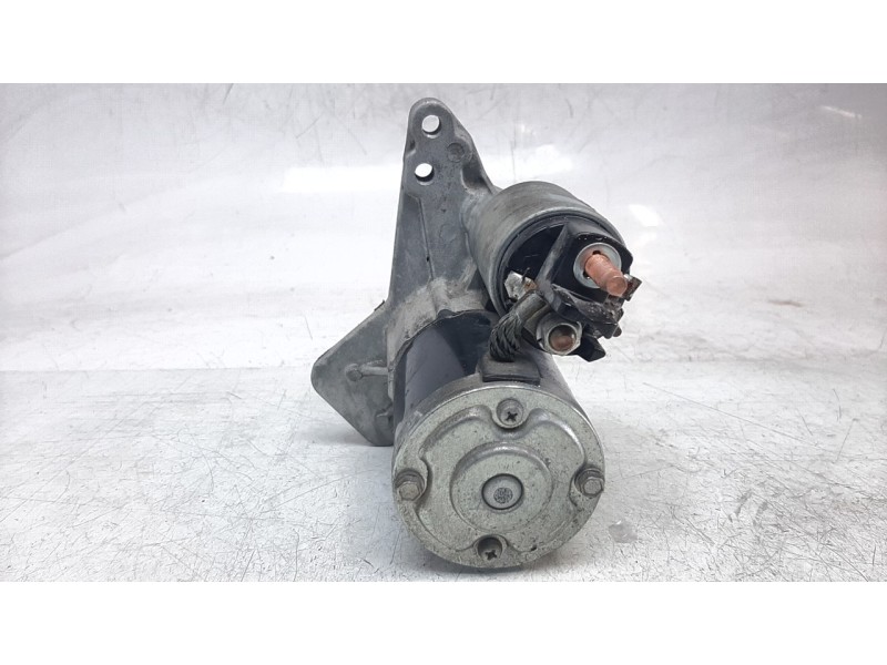Recambio de motor arranque para nissan pulsar (c13) acenta referencia OEM IAM 233004979R ARF160353HQ SMOTD0372