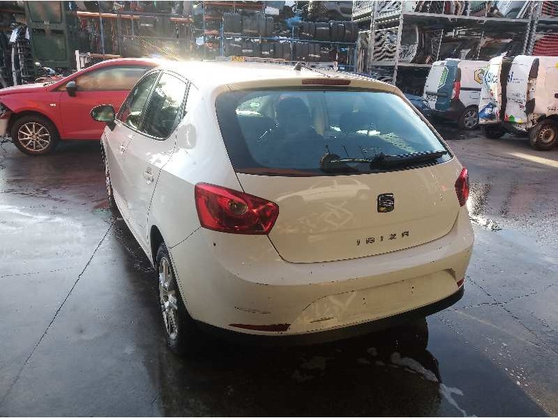 seat ibiza (6j5) del año 2008