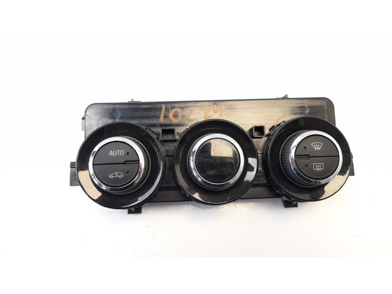 Recambio de mando climatizador para opel corsa e selective ecoflex referencia OEM IAM 13468064  