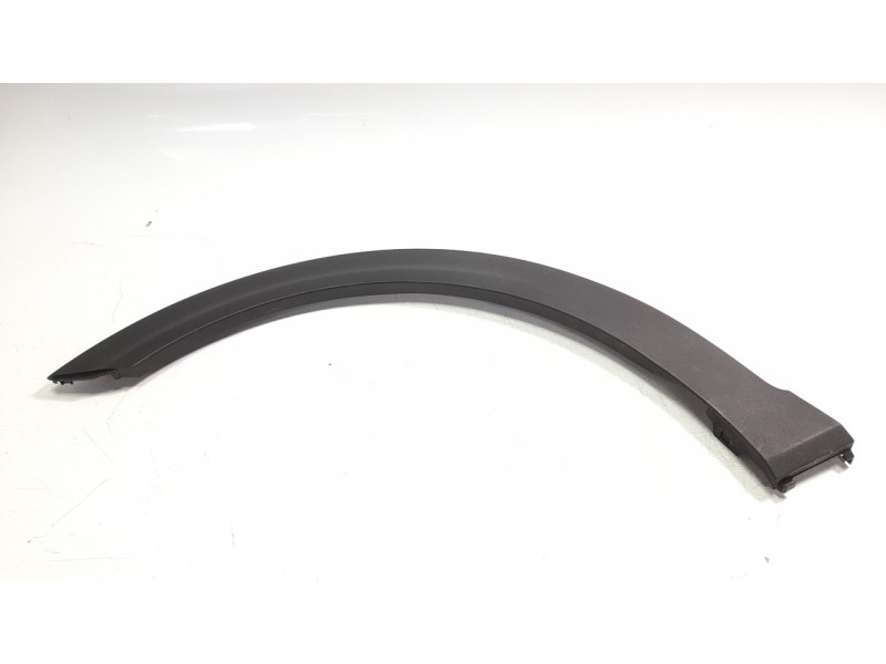 Recambio de aletin delantero izquierdo para kia stonic (ybcuv) referencia OEM IAM 87713H8400  