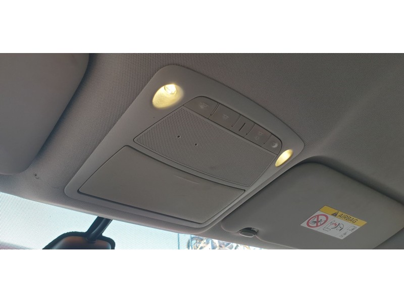 Recambio de luz interior para nissan pulsar (c13) acenta referencia OEM IAM 264303ZL3D  