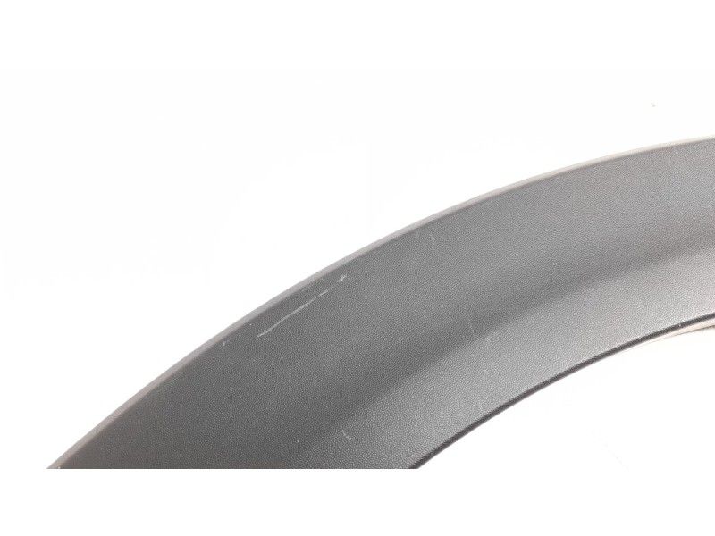 Recambio de aletin delantero izquierdo para kia stonic (ybcuv) referencia OEM IAM 87713H8400  