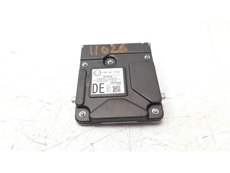 Recambio de modulo electronico para toyota corolla (e21) referencia OEM IAM 8646C12010  