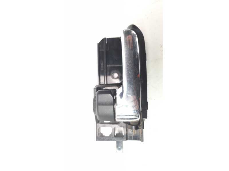 Recambio de maneta interior delantera izquierda para toyota hilux (kun) 3.0 turbodiesel referencia OEM IAM 692060D070B3  