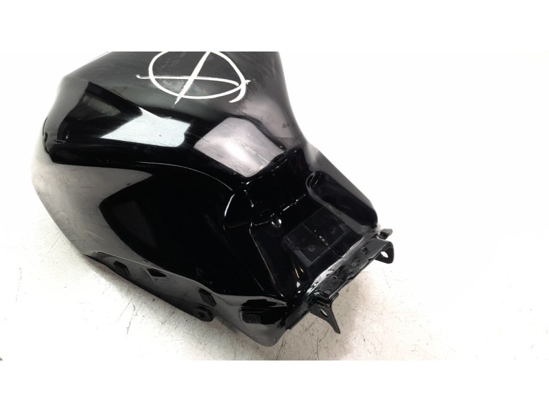 Recambio de deposito combustible para honda cb 650r referencia OEM IAM 17500MKND50ZB  