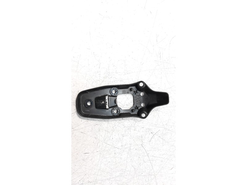 Recambio de moldura para yamaha tenere 700 referencia OEM IAM BAGF834L0000  