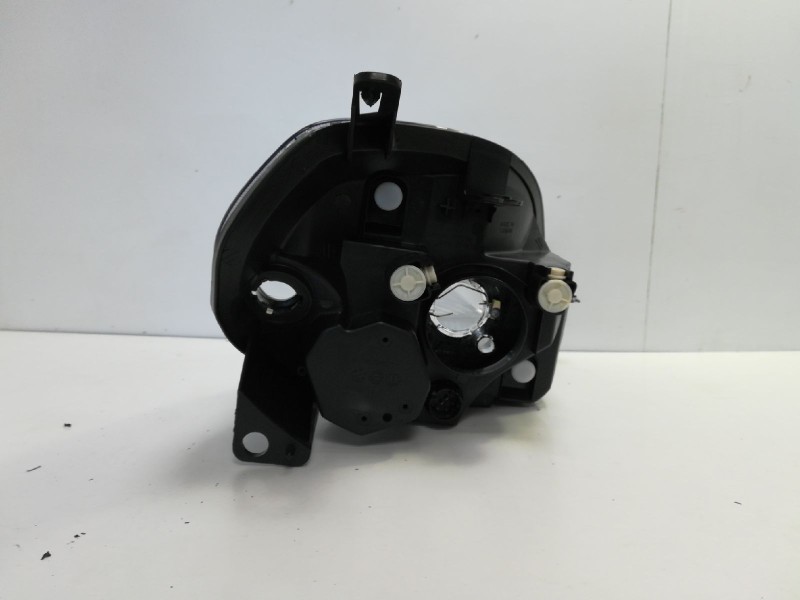 Recambio de faro izquierdo para fiat grande punto (199) referencia OEM IAM 51840995 10109491010 FT3424824