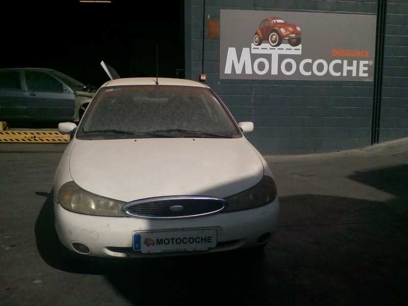 ford mondeo berlina (gd) del año 2000