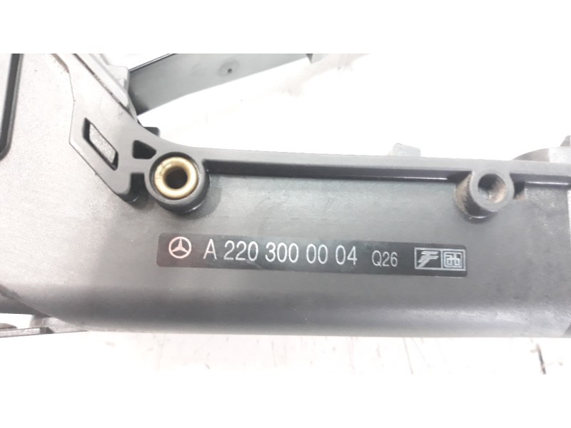 Recambio de potenciometro pedal para mercedes-benz clase cl (w215) coupe 5.0 v8 24v cat referencia OEM IAM A2203000004  