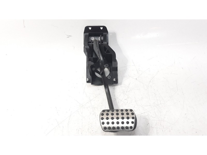 Recambio de pedal freno para mercedes-benz clase cl (w216) coupe 5.5 v8 cat referencia OEM IAM A2212900301  