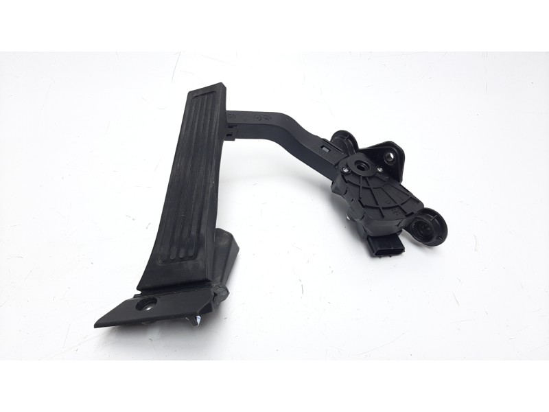 Recambio de potenciometro pedal para kia soul ( ) 1.6 gdi cat referencia OEM IAM 351902GDC0  