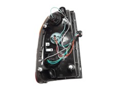 Recambio de piloto trasero derecho para mitsubishi l 200 (k6/7) referencia OEM IAM MR109128 108700150 MB8154053 2
