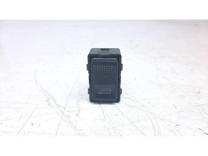 Recambio de mando elevalunas trasero derecho para audi a6 berlina (c4) 2.5 tdi cat (ael) referencia OEM IAM 4A0959855A  