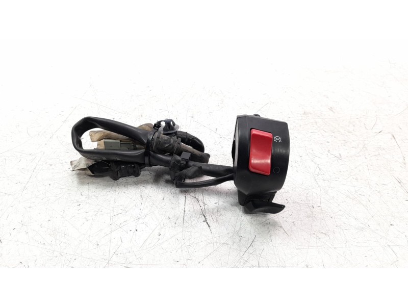 Recambio de piña luces derecha para honda cb 650r referencia OEM IAM 35130MKND11  