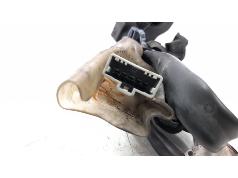Recambio de piña luces derecha para honda cb 650r referencia OEM IAM 35130MKND11  