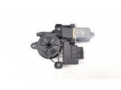 MOTOR ELEVALUNAS TRASERO IZQUIERDO 5Q0959812E 0130822724 