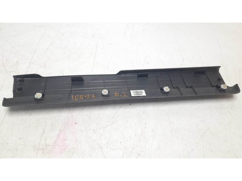 Recambio de moldura para mitsubishi l 200 (kl0/kj0) 2.2 di-d cat referencia OEM IAM 7656A369ZZZ  