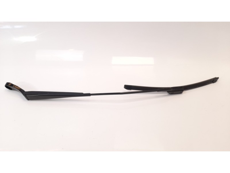 Recambio de brazo limpia delantero derecho para ford ka+ ultimate referencia OEM IAM E4B517B589CB  