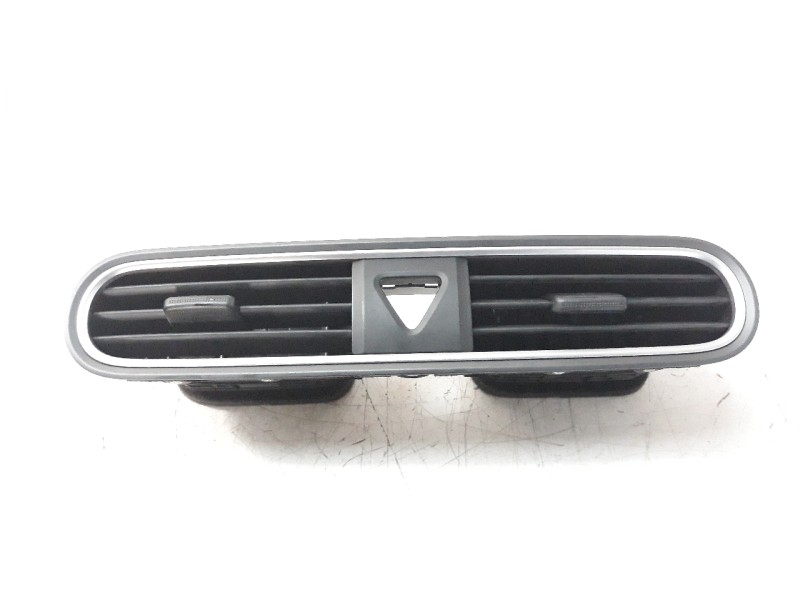 Recambio de rejilla aireadora para hyundai kona referencia OEM IAM 97410J9000  