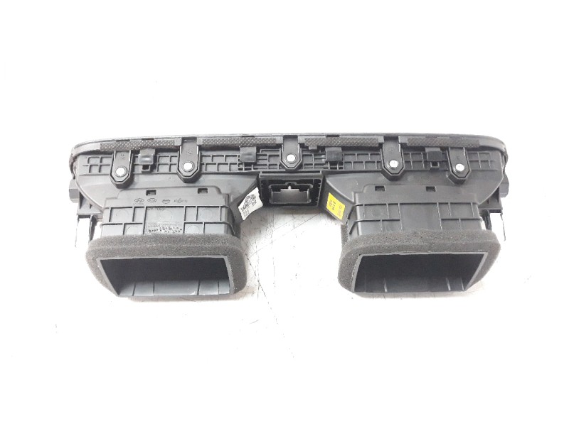 Recambio de rejilla aireadora para hyundai kona referencia OEM IAM 97410J9000  