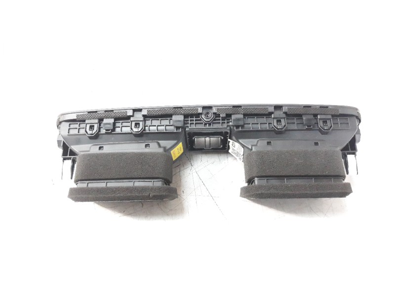 Recambio de rejilla aireadora para hyundai kona referencia OEM IAM 97410J9000  