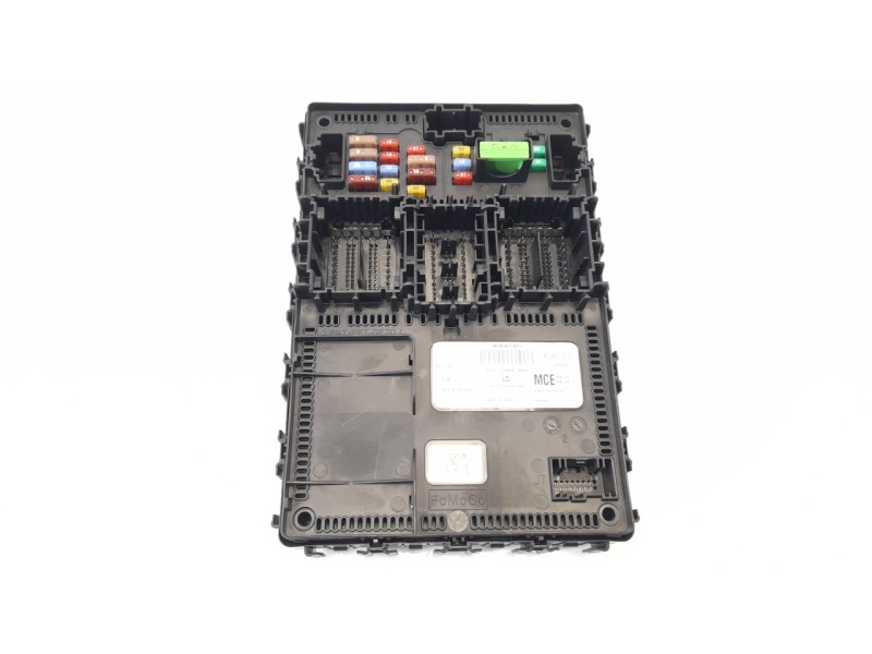Recambio de caja reles / fusibles para ford ka+ ultimate referencia OEM IAM JU5T15604MCE  