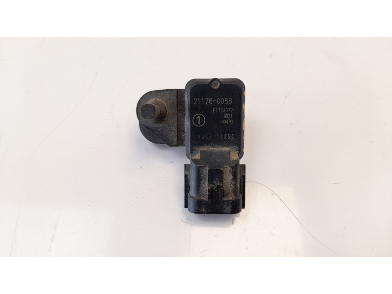 Recambio de sensor para kawasaki z 750 / z 1000 z 750 referencia OEM IAM 211760058  
