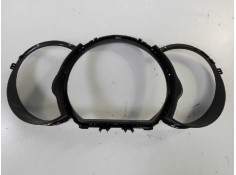 Recambio de moldura para kia cee´d drive referencia OEM IAM 84832A2000CR   2