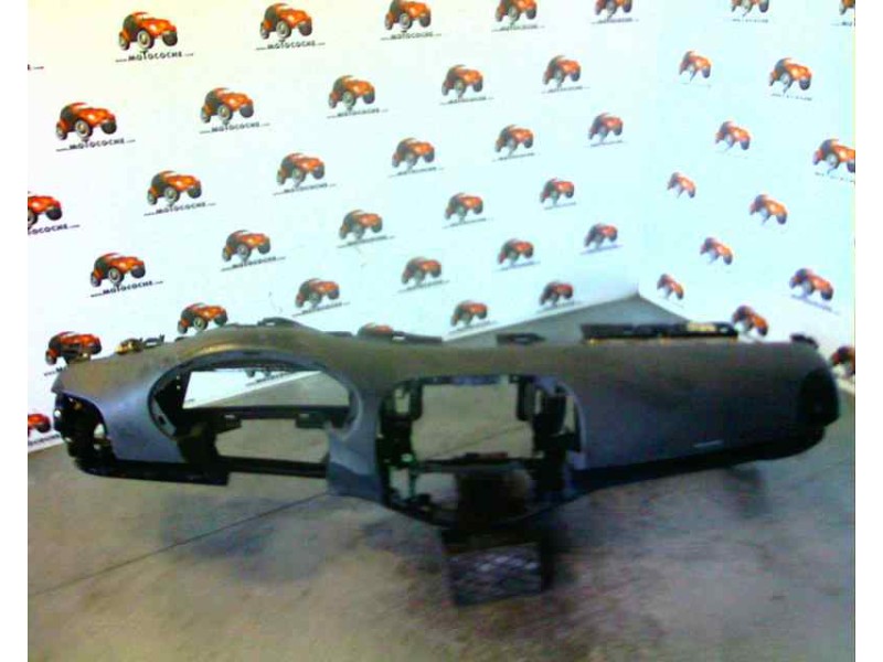 Recambio de salpicadero para nissan micra c+c (ck12e) referencia OEM IAM 68101AX701  