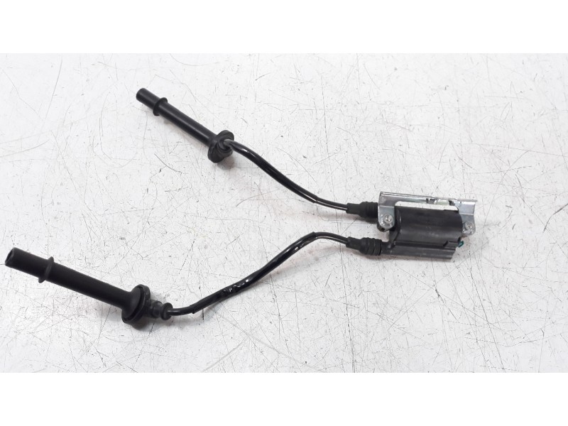 Recambio de bobina encendido para honda cbr 650r referencia OEM IAM 30511MKND51  