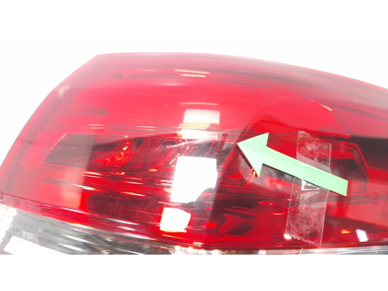 Recambio de piloto trasero derecho para peugeot 308 sw gt line referencia OEM IAM 9678093880  