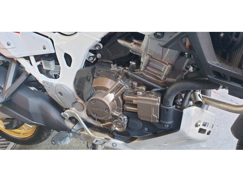 Recambio de motor completo para honda africa twin referencia OEM IAM SD06E  