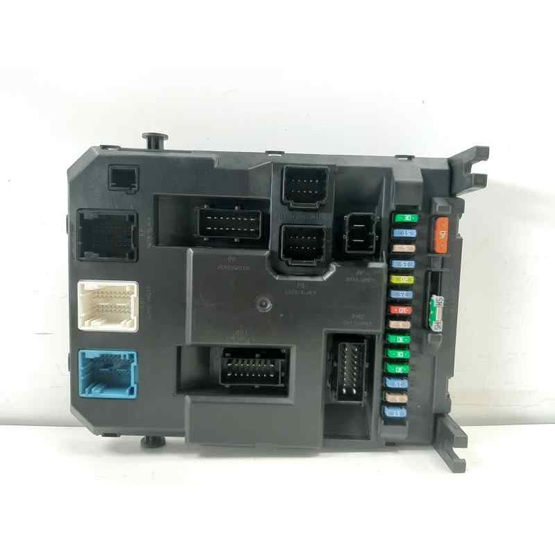Recambio de caja reles / fusibles para citroen c3 1.2 12v vti referencia OEM IAM 9666952180 X03 