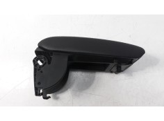 Recambio de apoyabrazos central para suzuki sx4 1.6 16v cat referencia OEM IAM 7585061M005PK   2